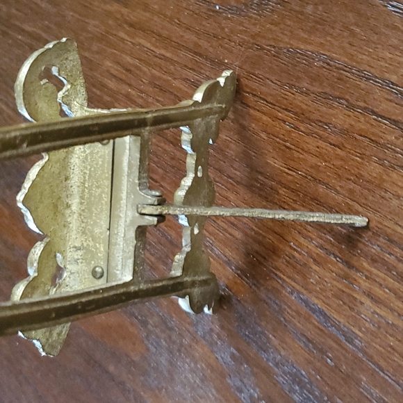 COPY - 7.5×4 VINTAGE SOLID BRASS VICTORIAN EASEL - Picture 5 of 10